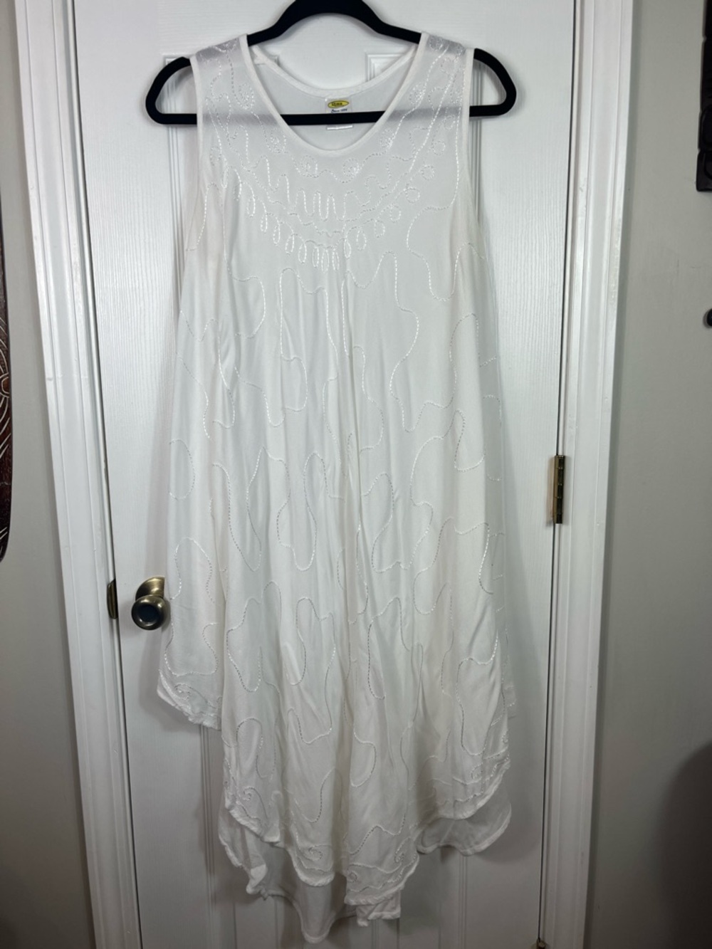 Rima white swim cover up size OSFA. Sleeveless, embroidered design. Handkerchief